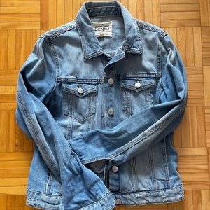 Fitted zara jean jacket in size M